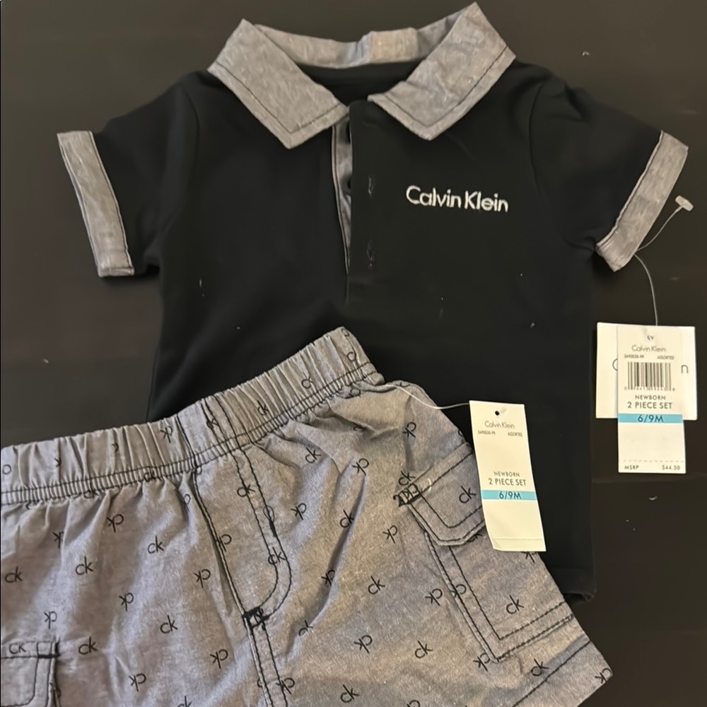 NWT CALVIN KLEIN Black and Gray Infant Short set